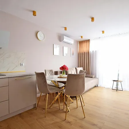 B&p Bank Square * Варшава