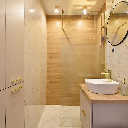 B&p Bank Square Apartmán Varšava